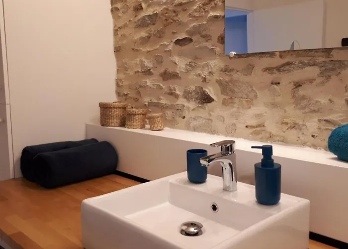 Le Grand Clos, 3 Etoiles * Pont-Saint-Martin